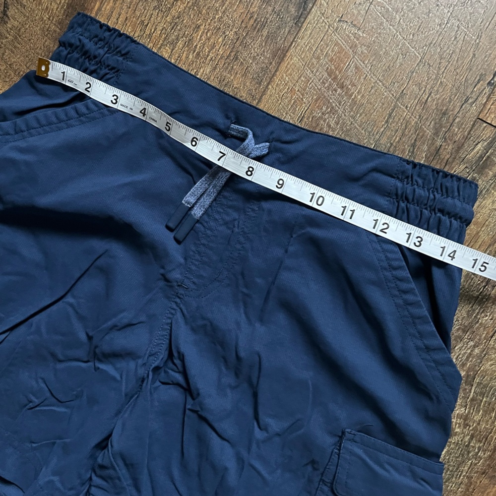 Title nine Recycled Clamber Cargo Hiking Shorts 5" Women's Navy Blue Shorts - Picture 5 of 11